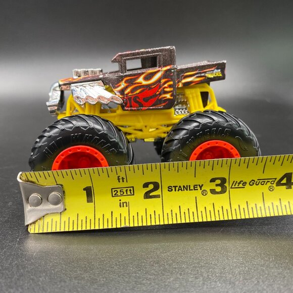 Hot Wheels Bone Shaker Color Shifters 1:64 Diecast Monster Truck - Picture 14 of 16